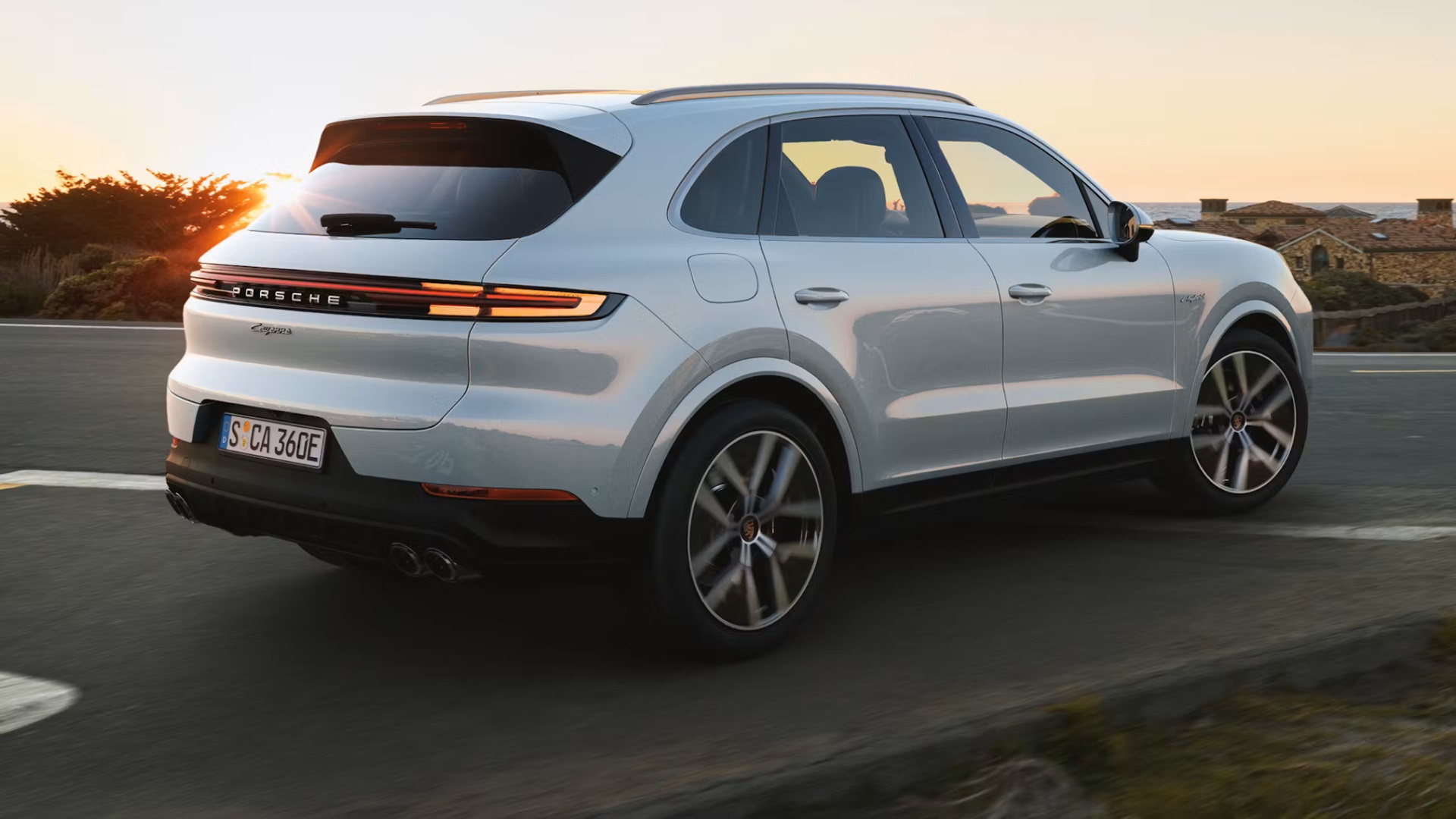 CAYENNE E-HYBRID